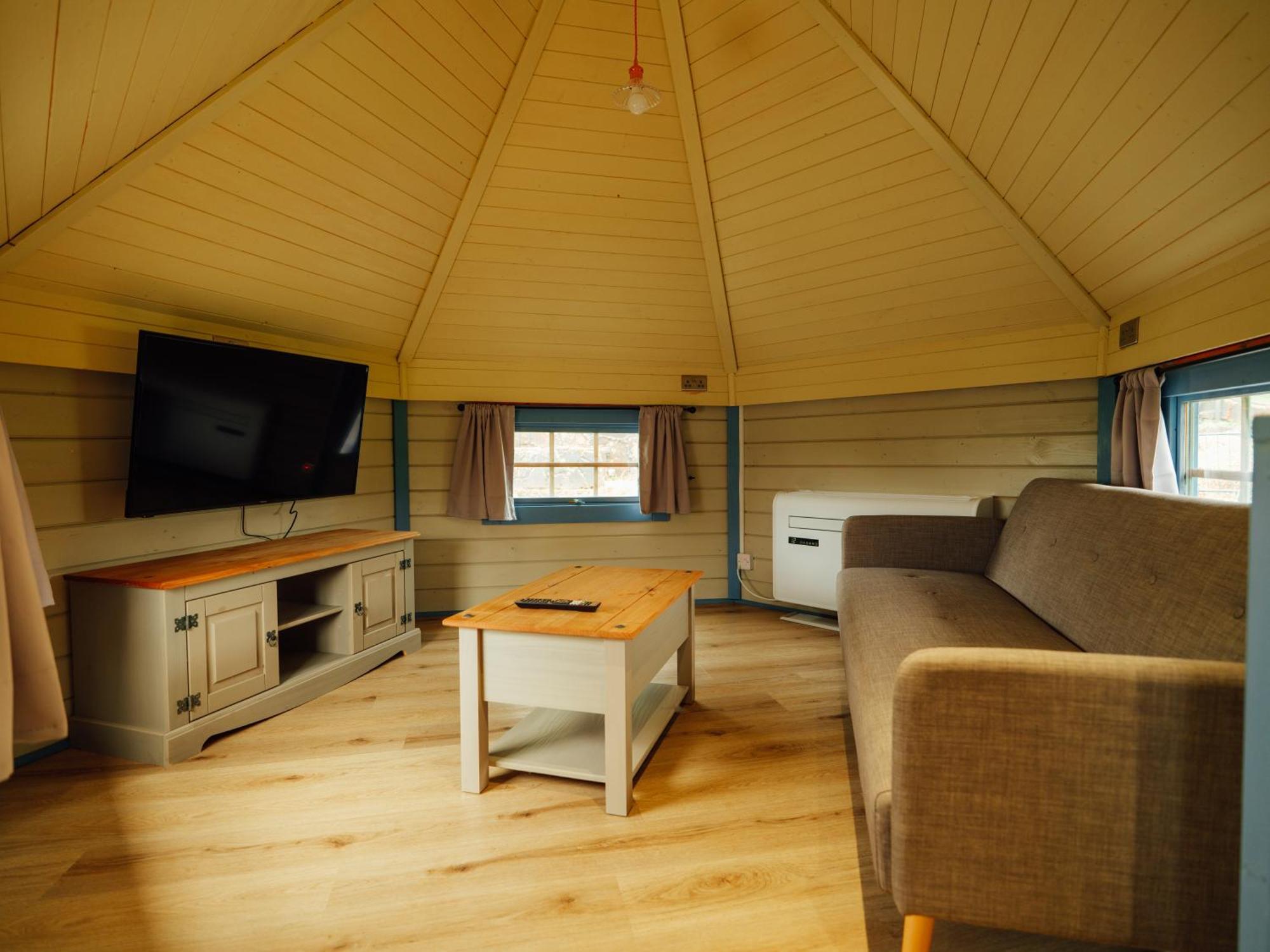 Villa Sunset Retreats The Double Hobbit Worcester Exterior foto